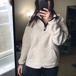 victoria’s secret pink sherpa sweatshirt